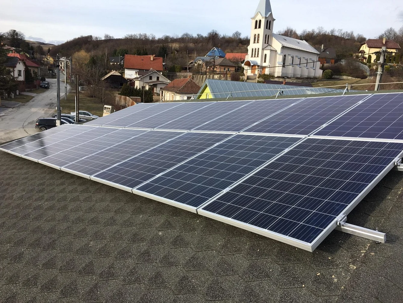 Fotovoltická elektráreň na rodinnom dome v Nižnom Klátove, okres Košice-okolie