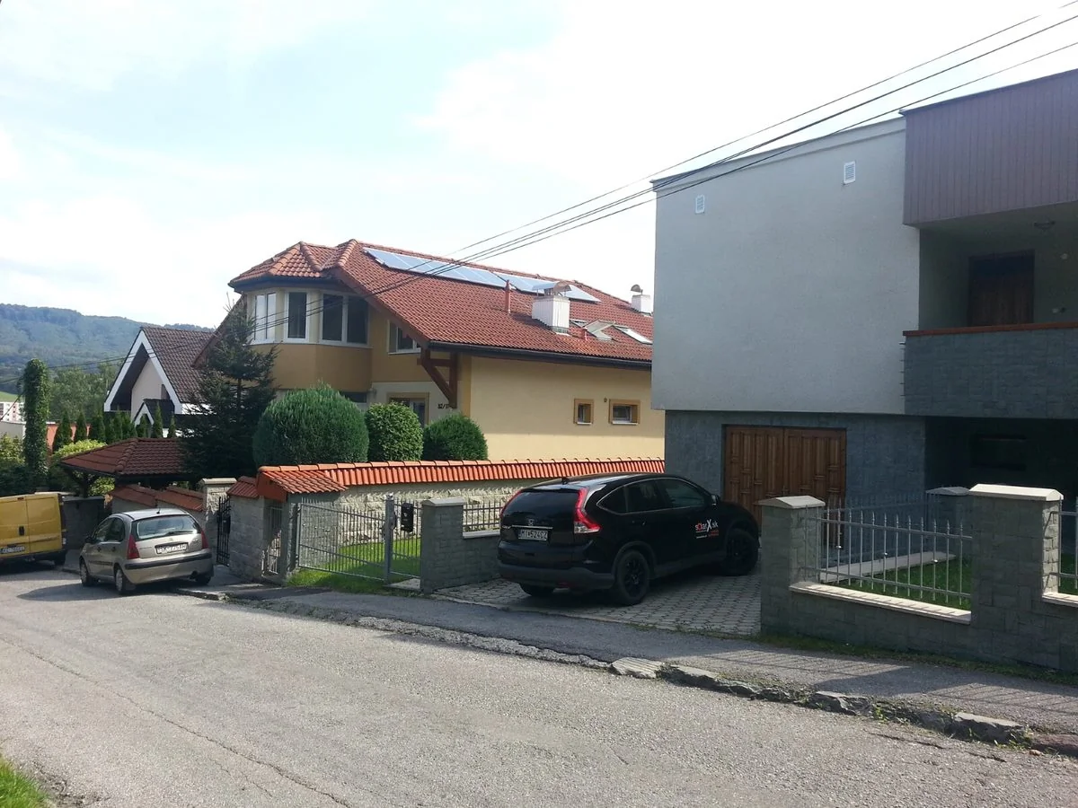 Rodinný dom s fotovoltickou elektrárňou vo Svidníku